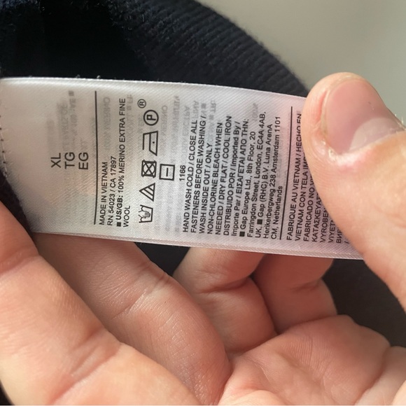 Extra Fine Merino Wool Quarter Zip - Picture 3 of 3